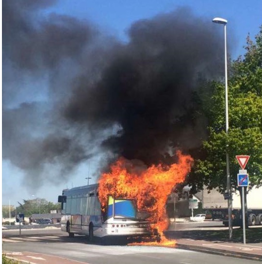 INCENDIE IRISBUS CITELIS 12 N°414
